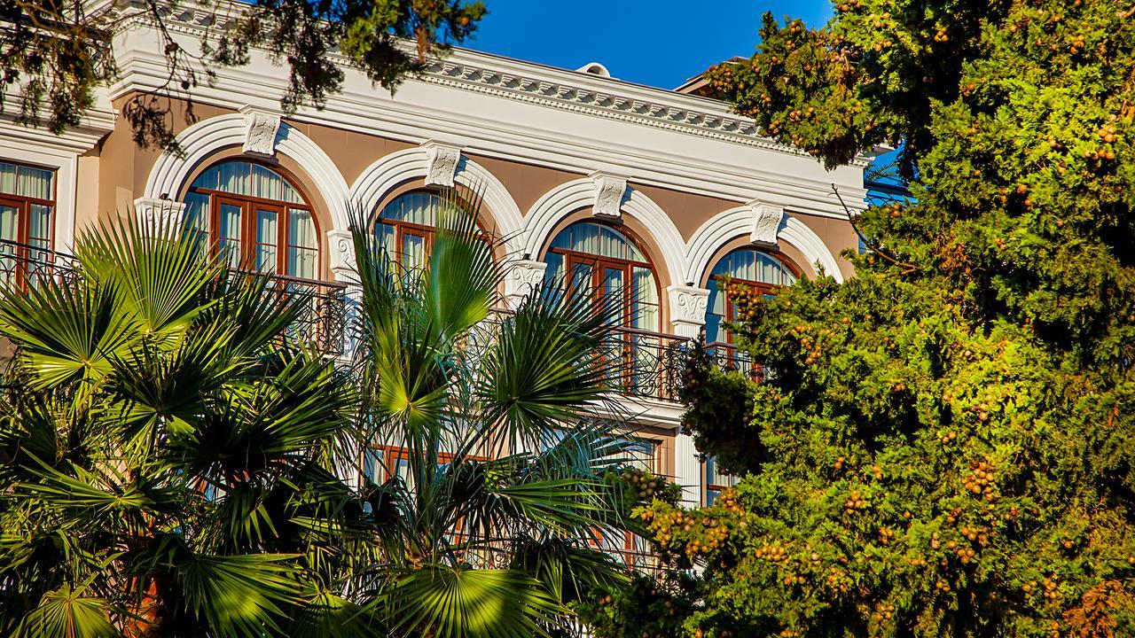 The Admiral Hotel Batumi Exterior foto